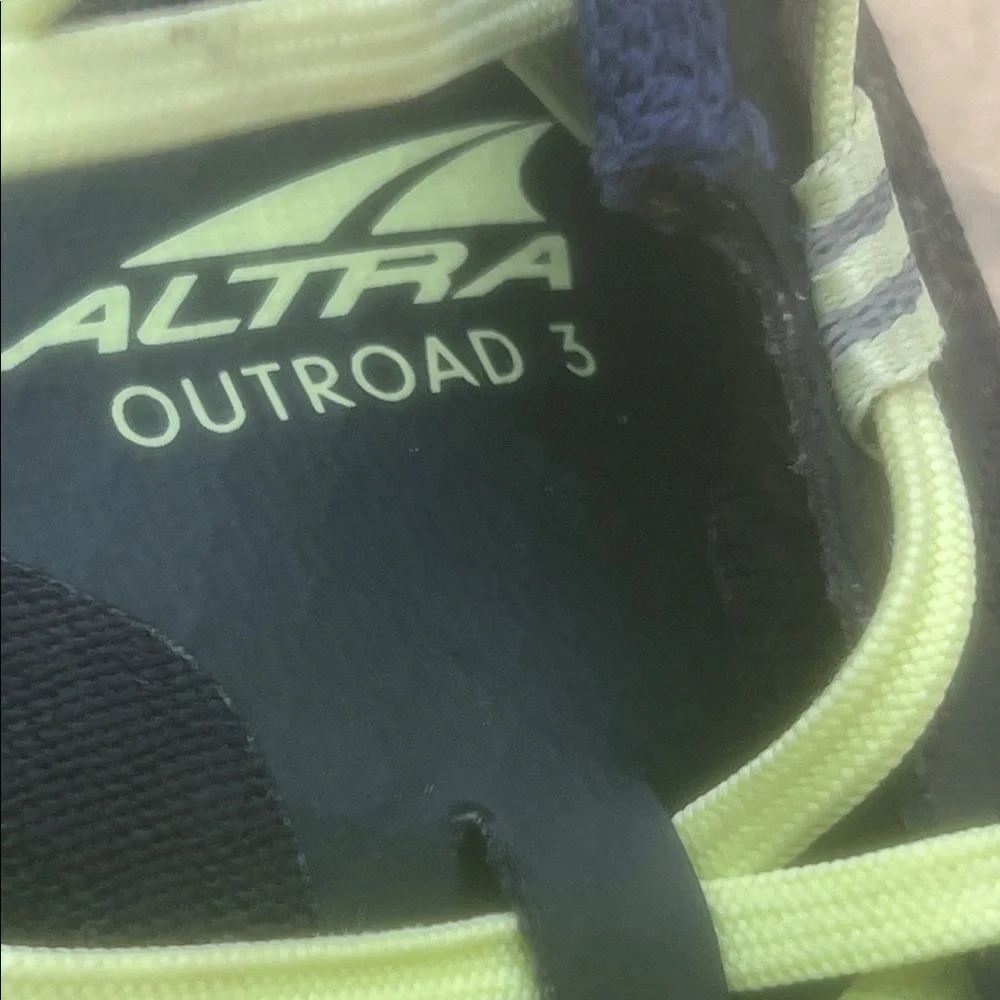Altra outroad men